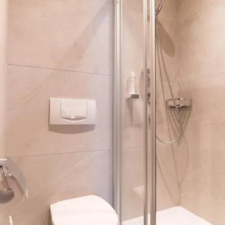 Ξενοδοχείο Geringer 2*