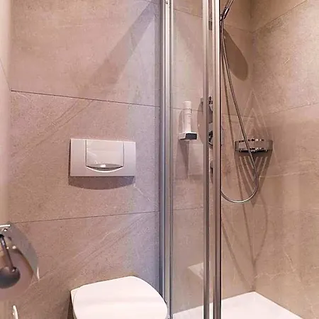 Geringer Hotel 2*